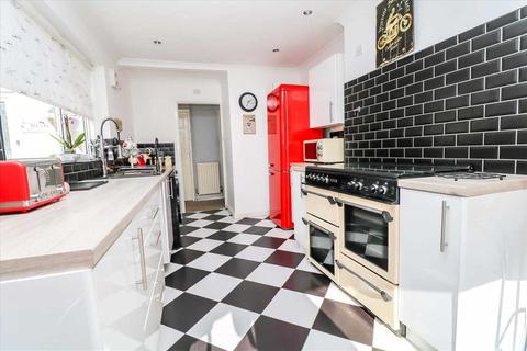 10 Ashby Close, Waddington, Lincoln, LN5 9DH