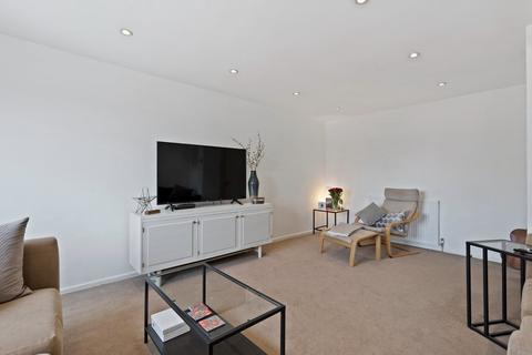54 Ashdown Close, Chandler's Ford, Eastleigh, SO53 5QF