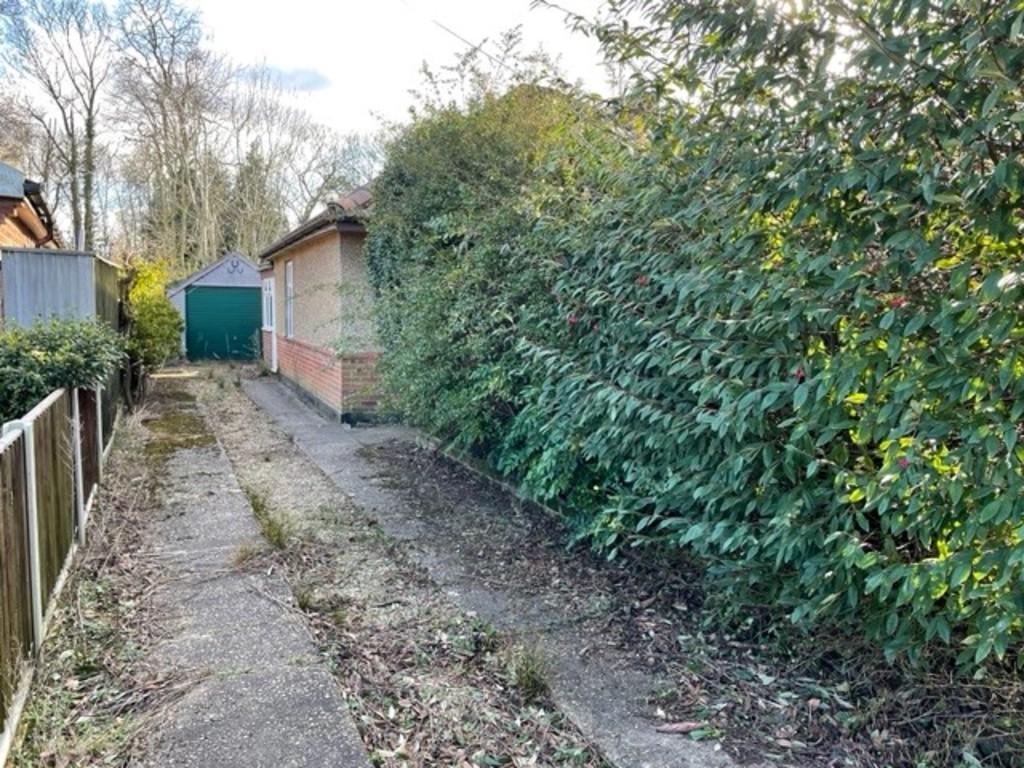 Greenborough Road, Norwich 2 bed detached bungalow £225,000