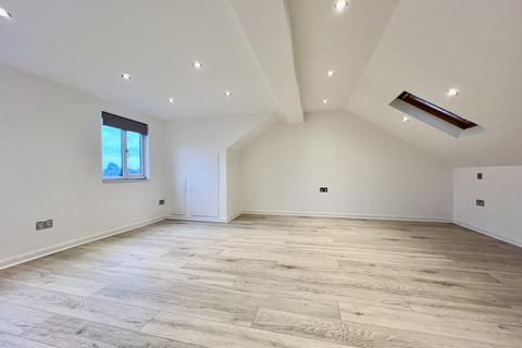 undefined, High Street, Northwood HA6