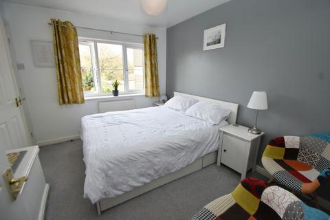34 Calcutt Way, Shirley, Solihull, B90 1RS