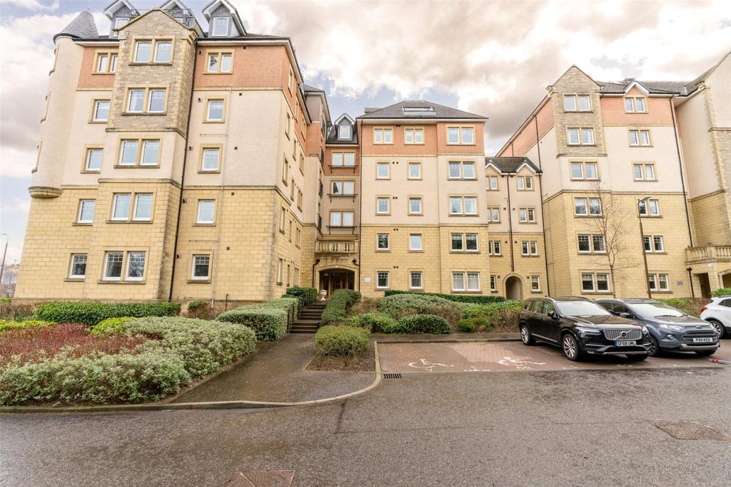 70 Eagles View, Livingston, EH54 2 bed flat £172,500