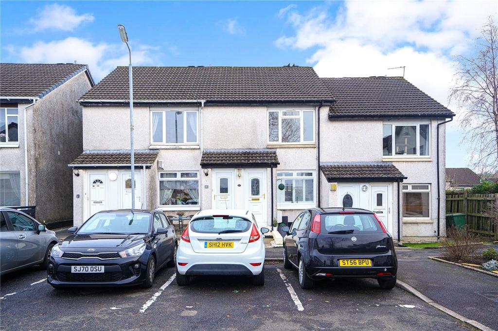 28 Loganswell Gardens, Deaconsbank, Glasgow, G46 1 bed flat £85,000