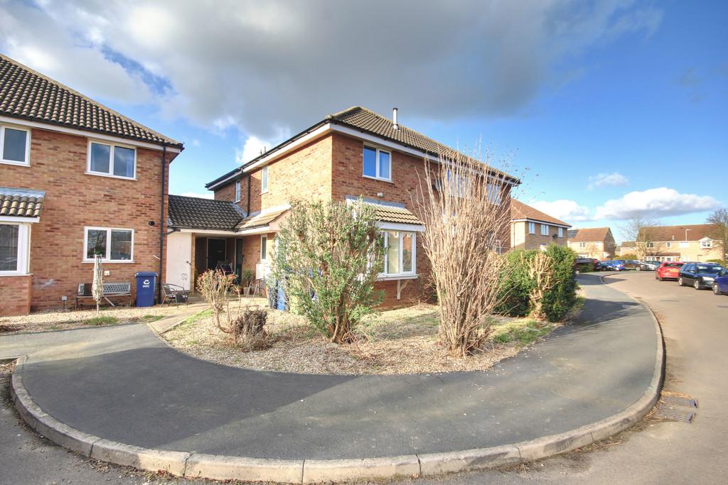 Welland Close, St. Ives 1 bed house £160,000