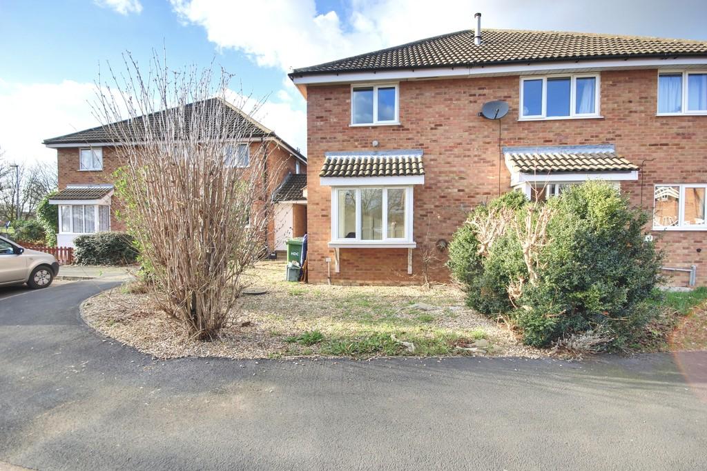 Welland Close, St. Ives 1 bed house £160,000
