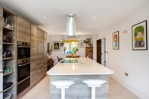 Wrights Cottage Griggs Green, Liphook, GU30 7PD