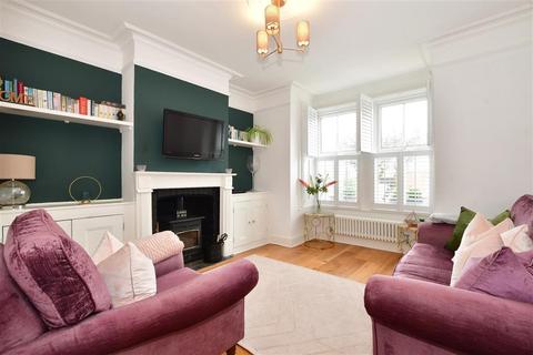 30 James Street, Epping, CM16 6RR