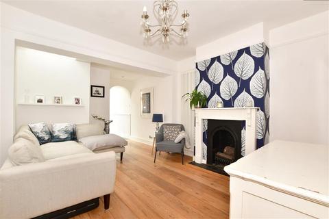 30 James Street, Epping, CM16 6RR