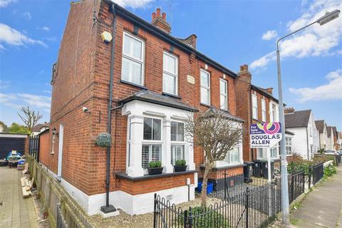 30 James Street, Epping, CM16 6RR