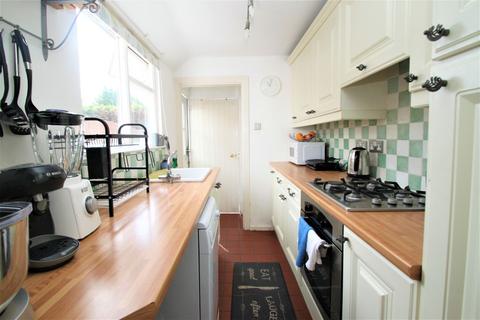 201 Manor Road, Chigwell, IG7 4JY