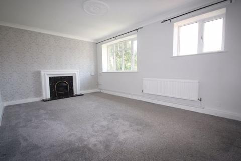 22 Coningsby Drive, Grimsby, DN34 5HG
