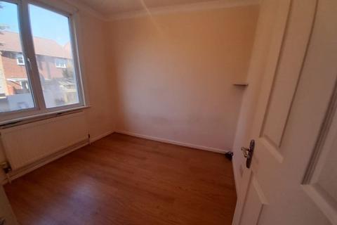 18 Burrell Close, Edgware, HA8 8FH