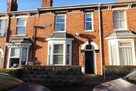 3 bedroom terraced house to rent, Arboretum Avenue, Lincoln