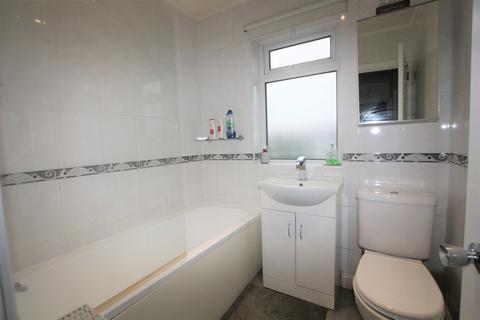 52 Castleton Road, Mitcham, CR4 1NY