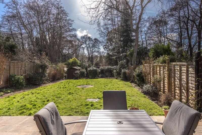 Shepherds Walk, Hassocks 3 bed detached house £650,000