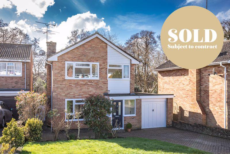 Shepherds Walk, Hassocks 3 bed detached house £650,000