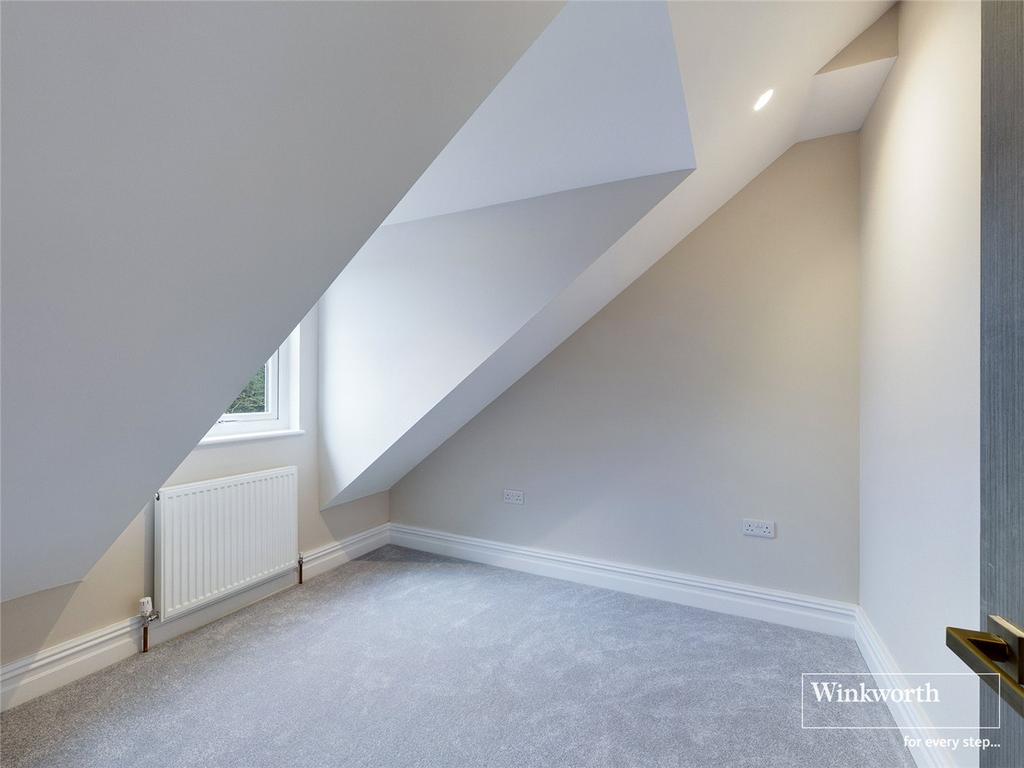 Apartment in Reading - View 4