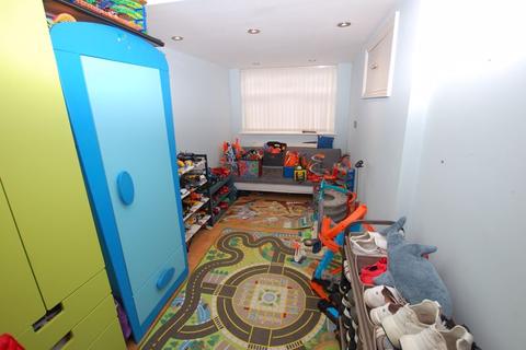 22 Frome, East Tilbury, Tilbury, RM18 8TD