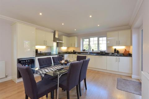 1a Brentnall Drive, Sutton Coldfield, B75 5BB