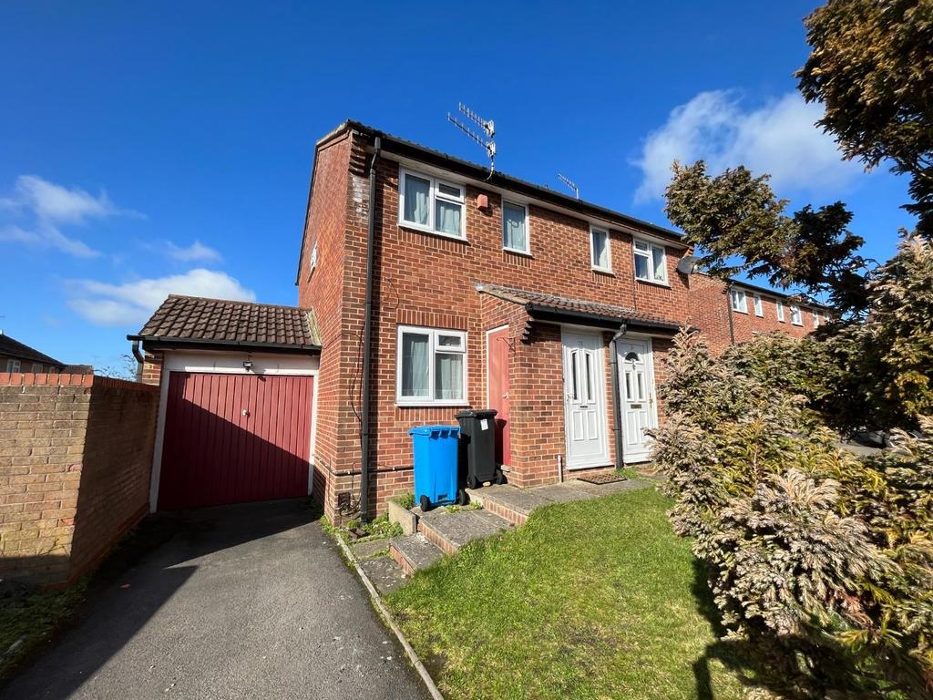 Stockbridge Close, Canford Heath, Poole 2 bed semidetached house £