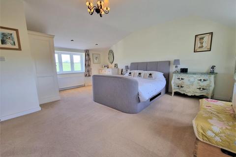 Greenways Gloucester Road, Upleadon, Newent, GL18 1EH
