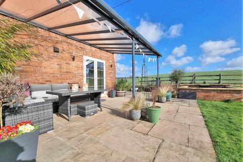 Greenways Gloucester Road, Upleadon, Newent, GL18 1EH