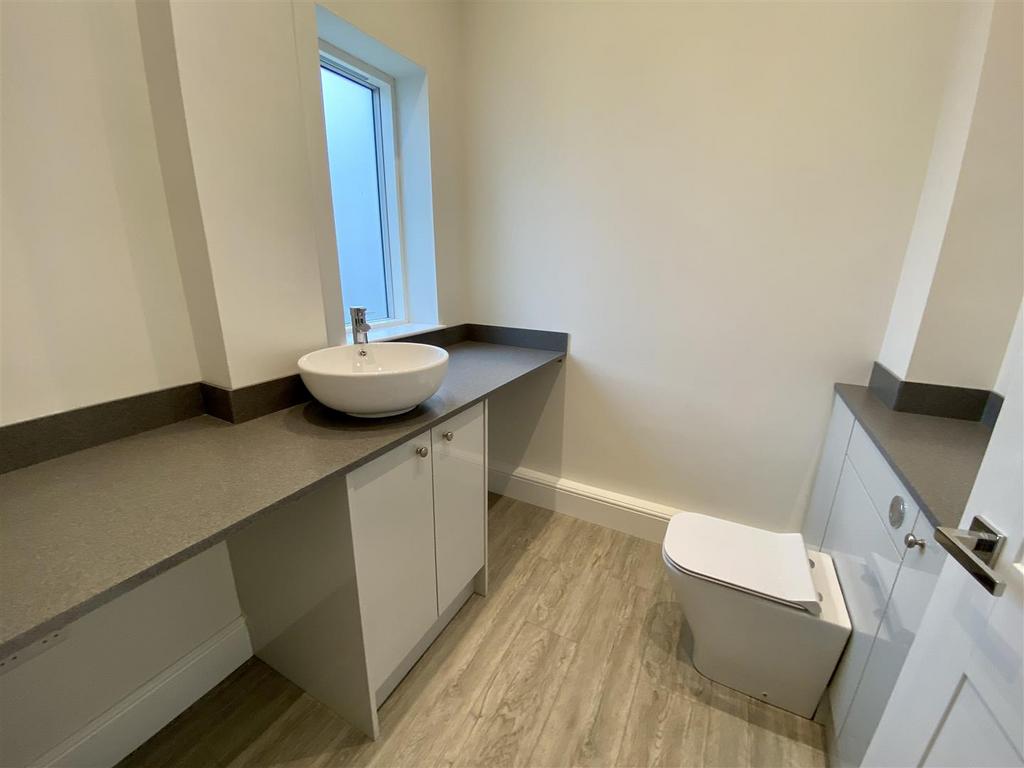 Cloakroom &amp; WC