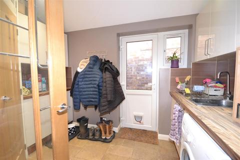 9 Mill Road, Tillingham, Southminster, CM0 7SY