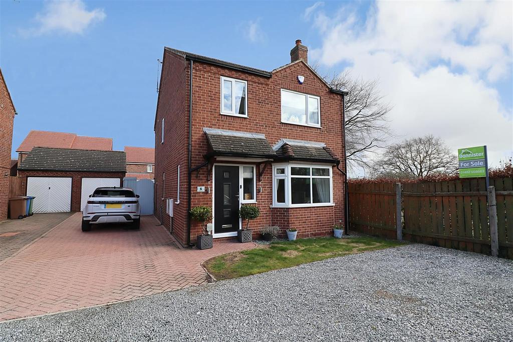 Wilson Close, North Ferriby 3 bed detached house £320,000