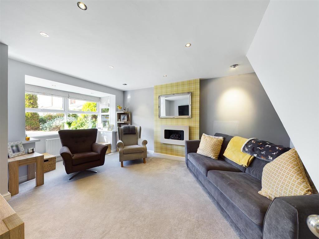 Poplars Way, Beverley 4 bed detached house £335,000