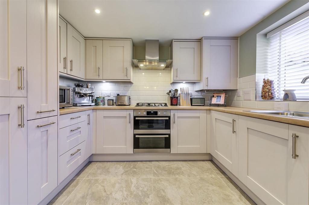 Kitchen / breakfast room