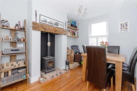 11 Lyndhurst Road, Worthing, BN11 2DB