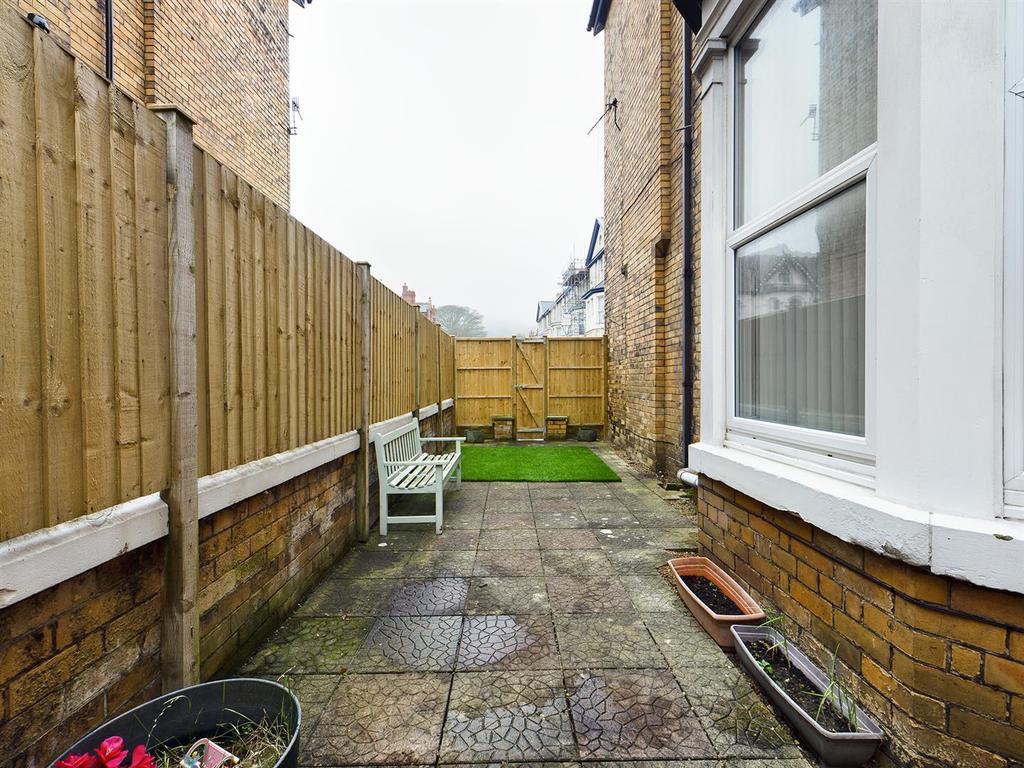 CAM00465 P1-PR0179-STILL08.jpg