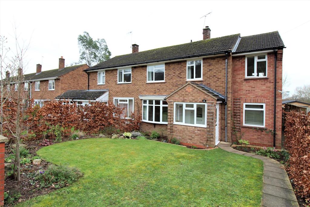 Wood Farm Road, Malvern Wells... 3 bed semidetached house £1,150 pcm