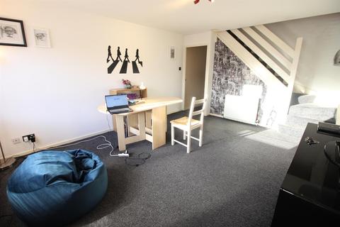 6 Caburn Close, Scarborough, YO12 5DY