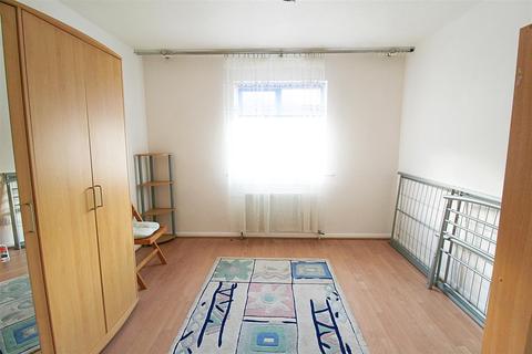 8 Berberis Close, Hull, HU3 2QZ