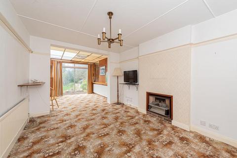 39 Thorndon Gardens, Epsom, KT19 0QB