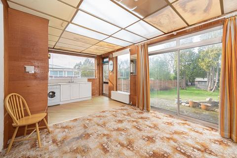 39 Thorndon Gardens, Epsom, KT19 0QB
