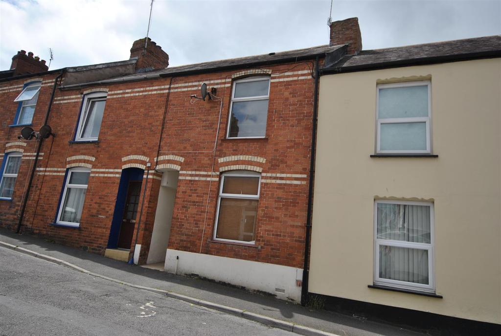 2 Bedroom Terrace, Cyprus Terrace, Barnstaple 2 bed terraced house £