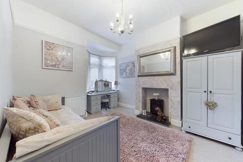 24 Stepney Road, Scarborough, YO12 5BN
