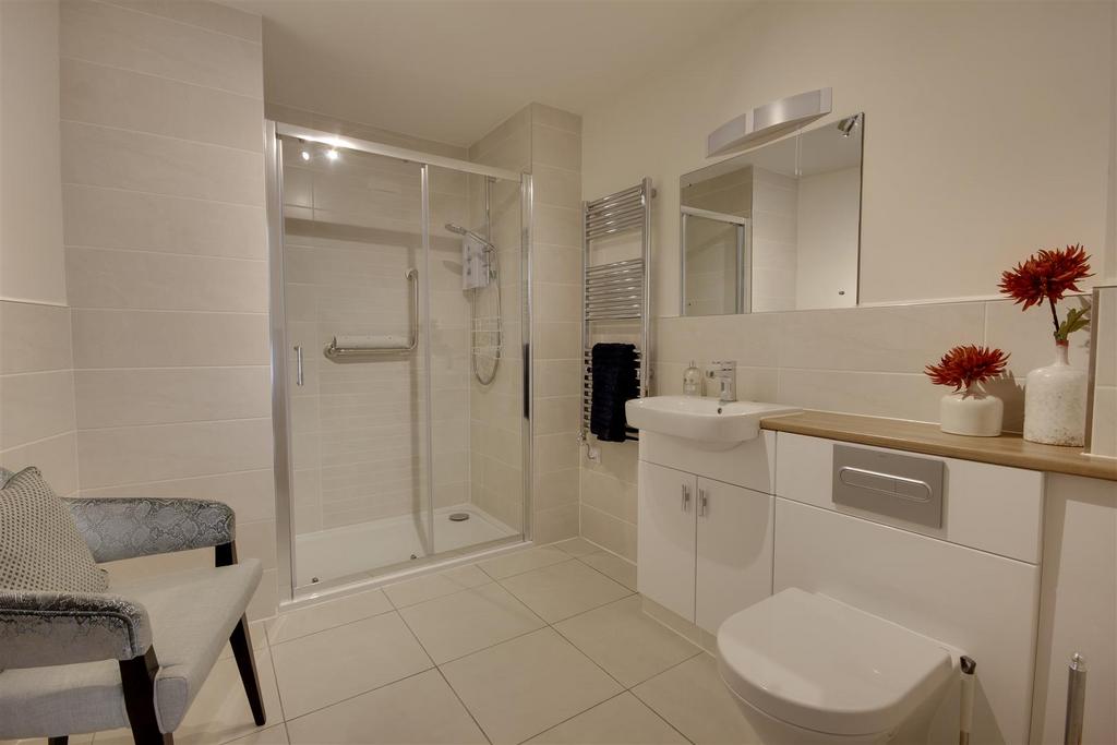 Guest Suite Shower Room