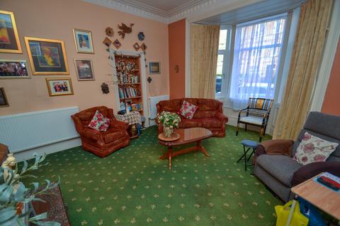 3 Arundel Drive, Glasgow, G42 9RG