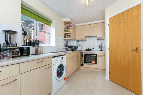 2 bedroom apartment for sale, Dakin Close, Maidenbower, CRAWLEY, West Sussex, RH10