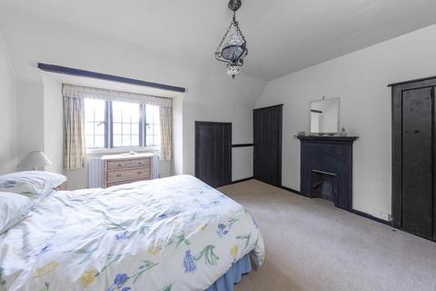 Timbers Byfleet Road, Cobham, KT11 1EA