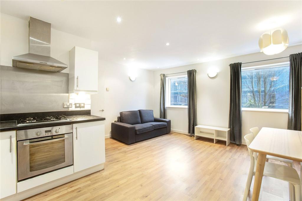 Kitchen/Reception