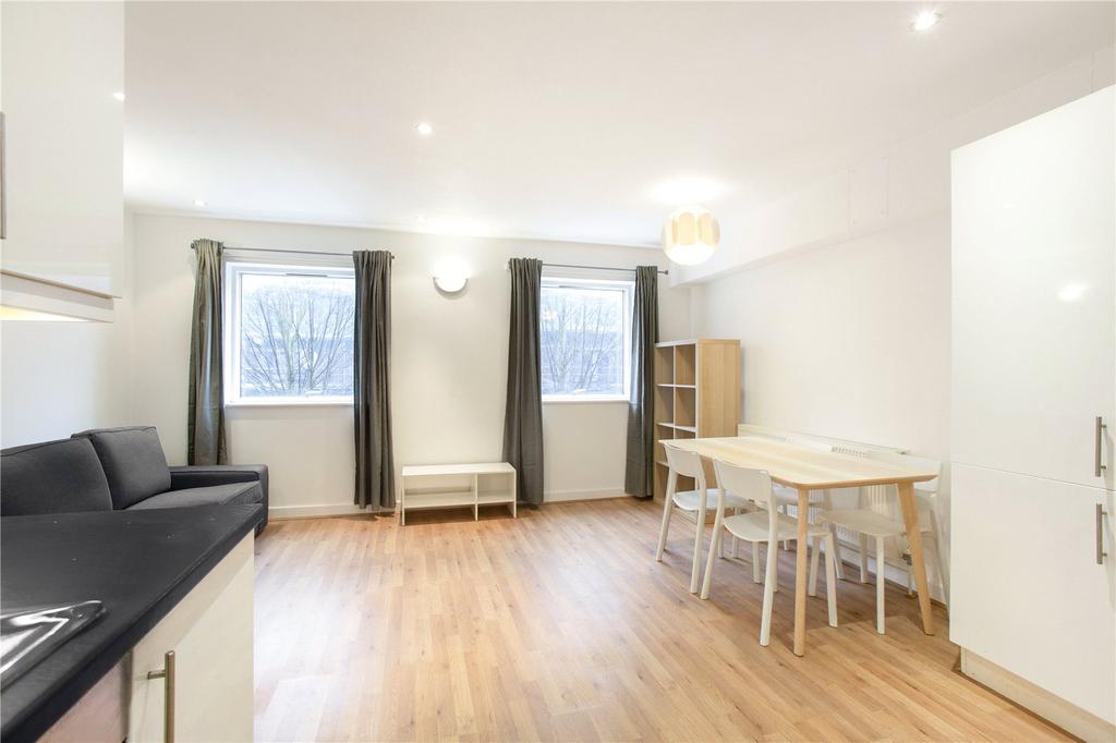 Kitchen/Reception
