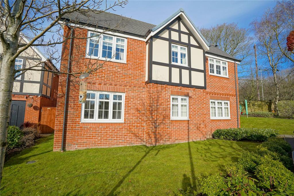 Patterdale Grove, Wickersley, Rotherham, South Yorkshire, S66 2 bed