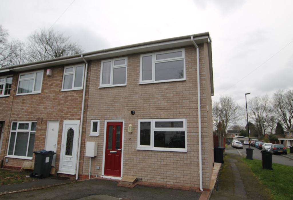 A Addenbrooke Drive, Sutton Coldfield, West Midlands 3 bed end of