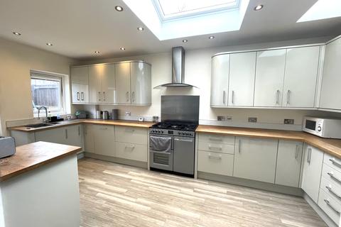 20 Stanhope Grove, Beckenham, BR3 3JA