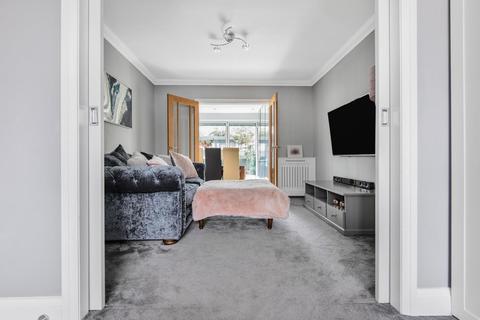 21 Hambro Avenue, Bromley, BR2 7LS